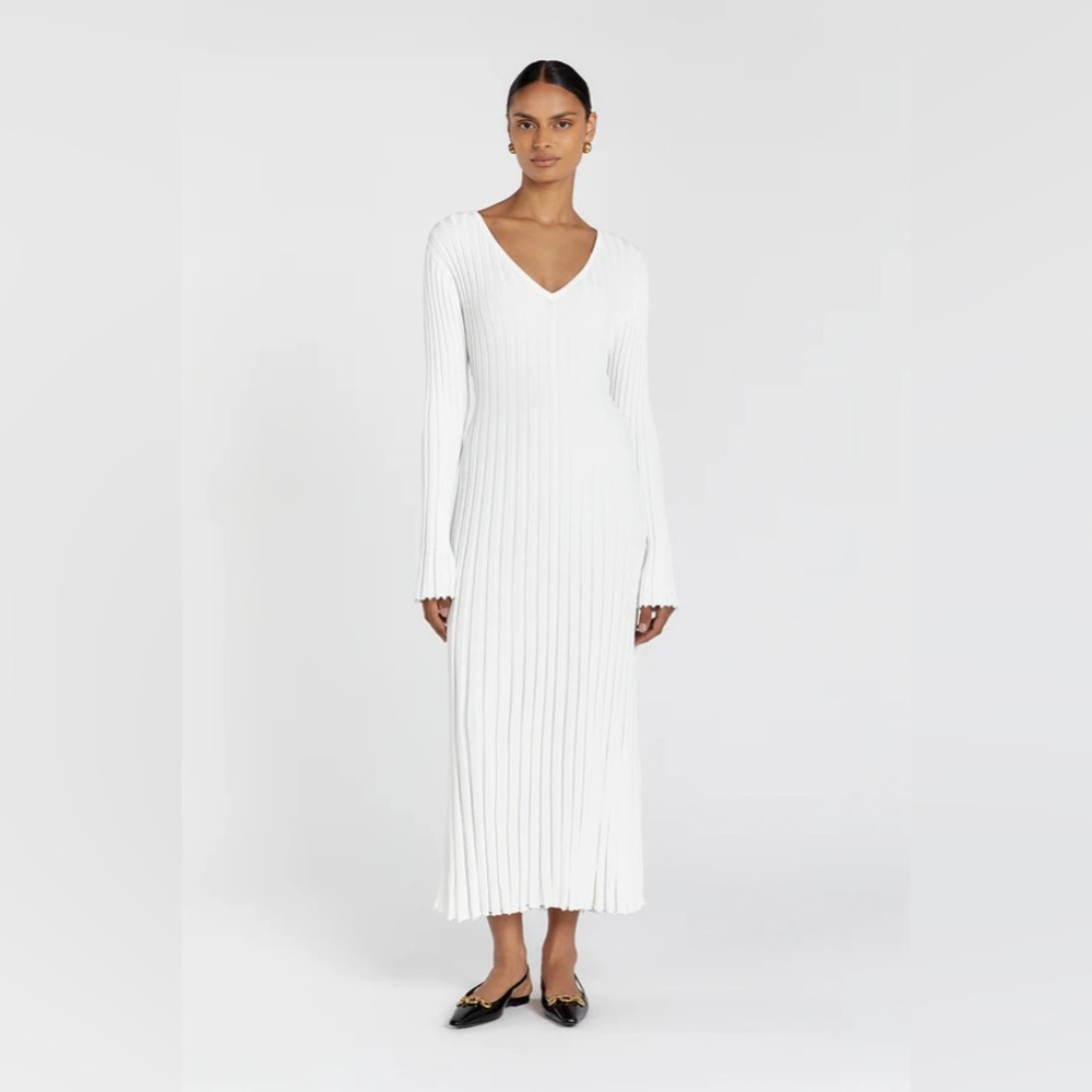 REIGN WHITE SLEEVED KNIT MIDI DRESS